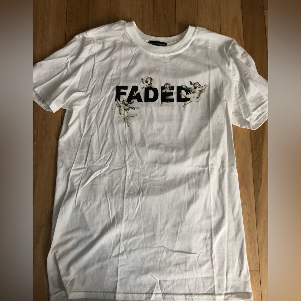 “Faded” Pretty Little Thing TShirt Size Small